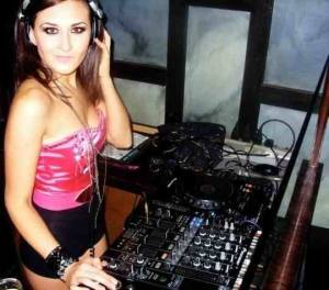 Dj Miss Pink 